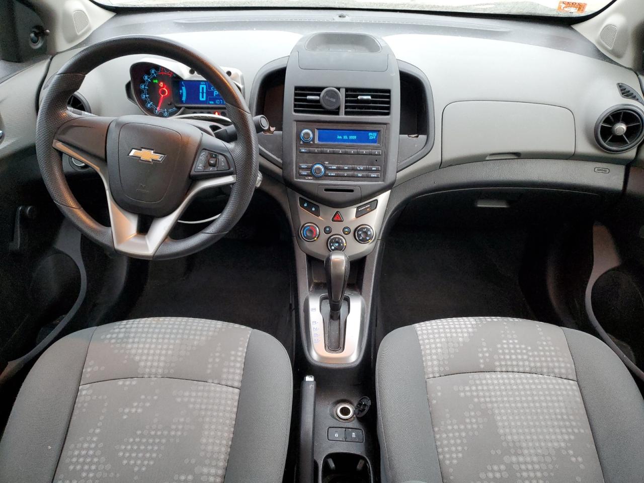 2013 Chevrolet Sonic - Image 8