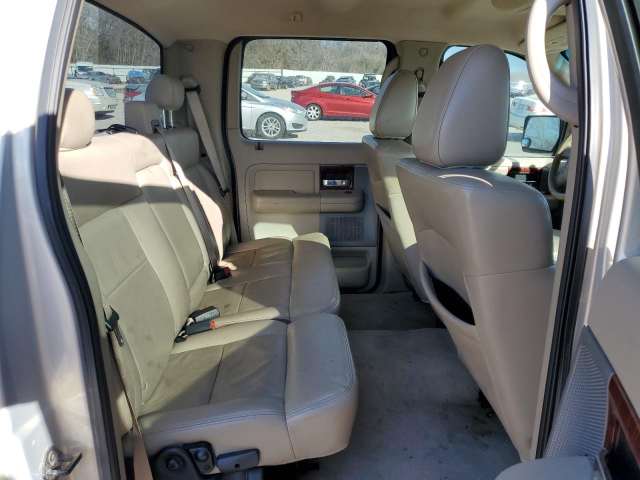 2006 Ford F-150 - Image 10