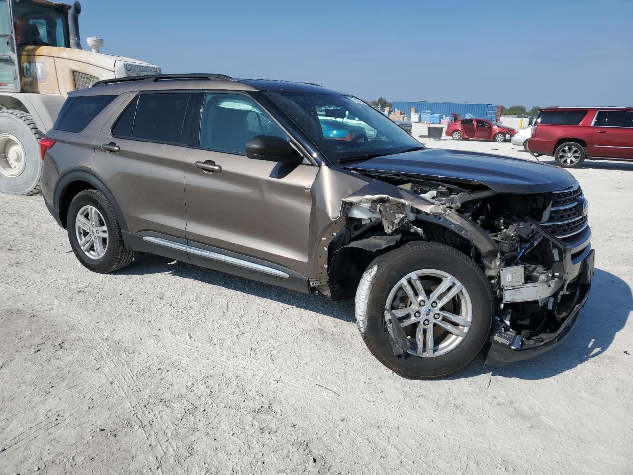 2021 Ford Explorer - Image 4