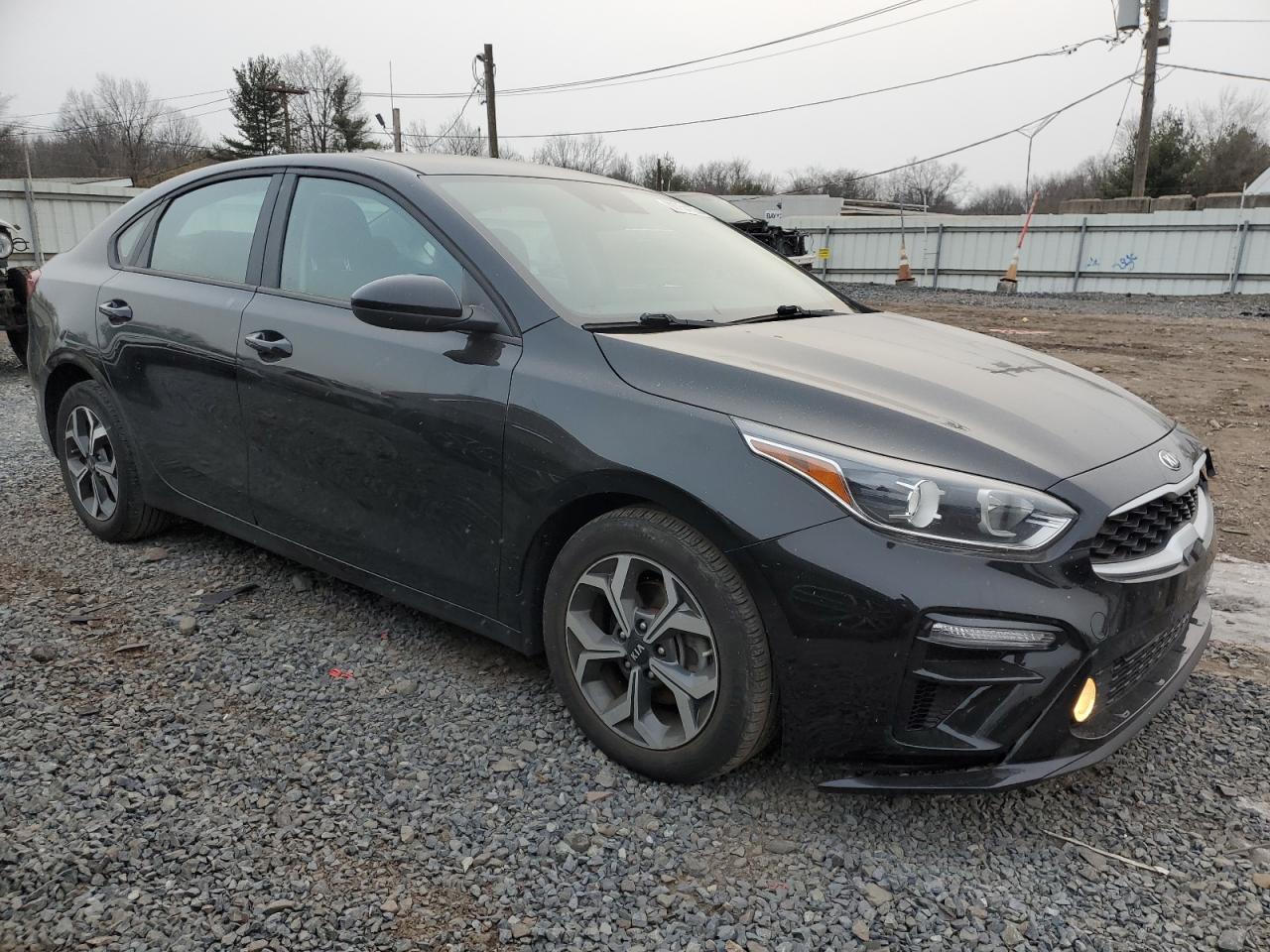 2021 Kia Forte - Image 4