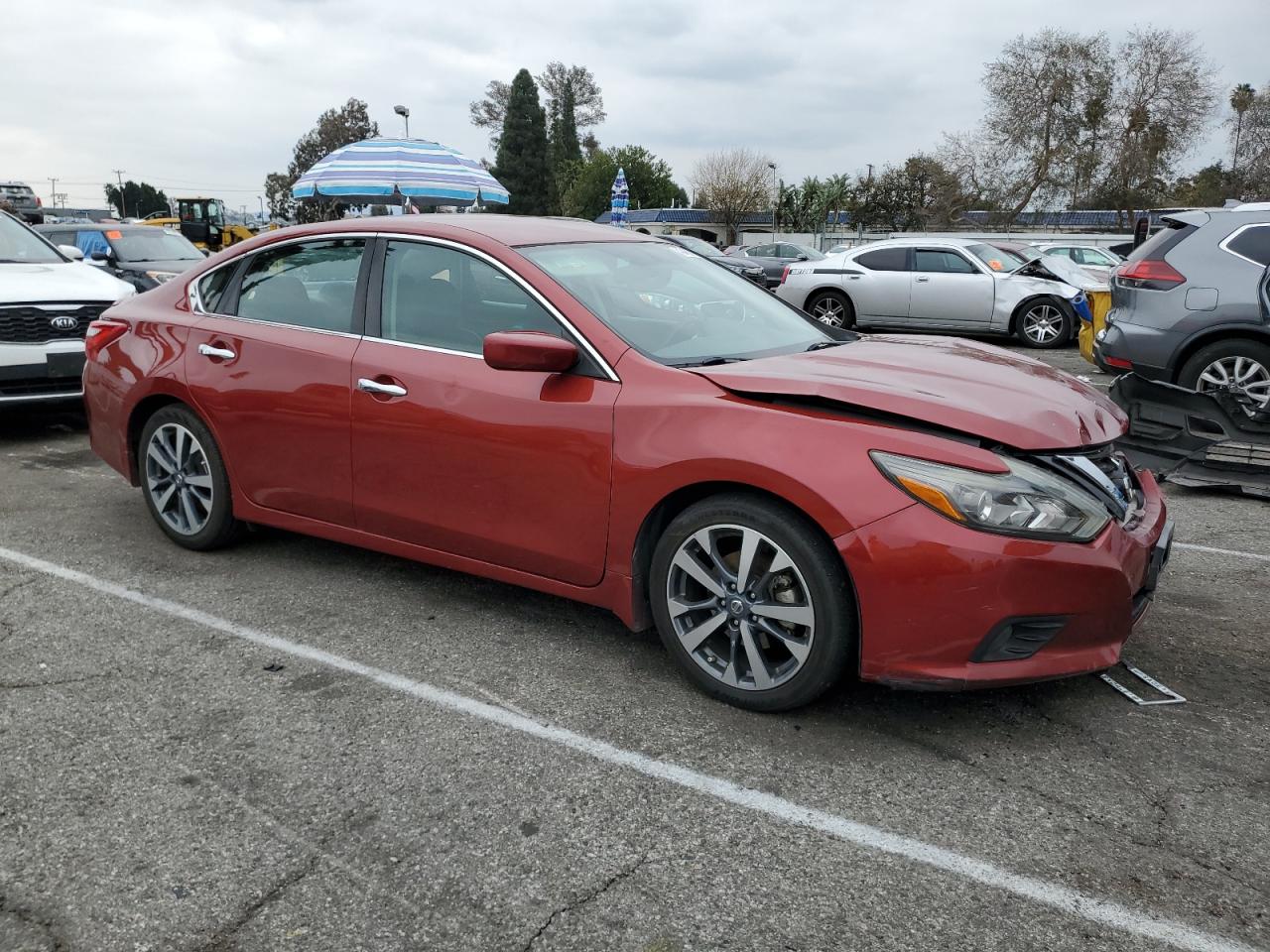 2016 Nissan Altima - Image 4