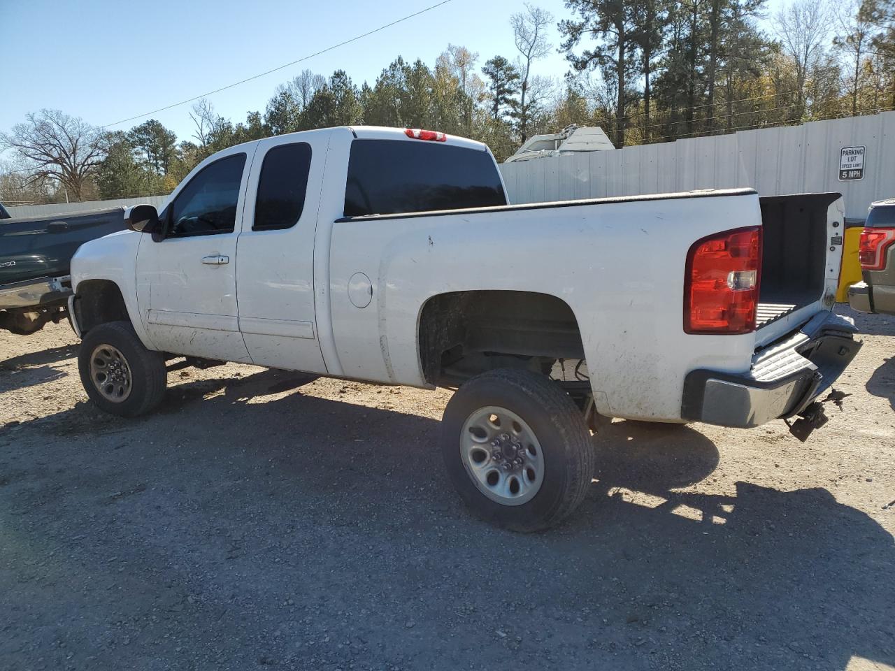 2013 Chevrolet Silverado - Image 2