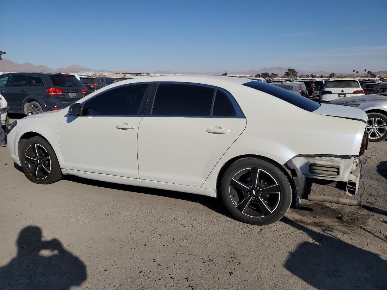 2010 Chevrolet Malibu - Image 2