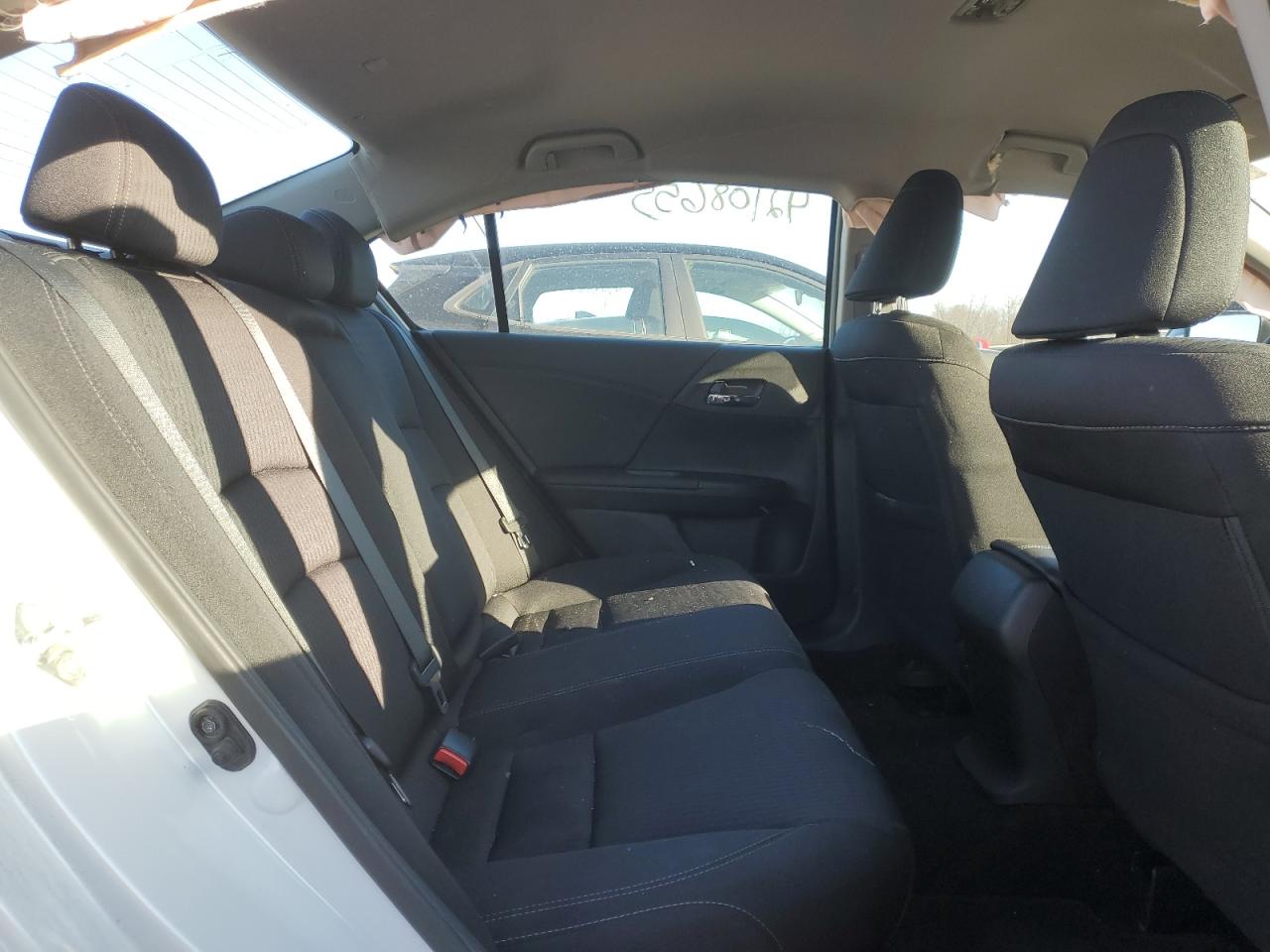 2015 Honda Accord - Image 10