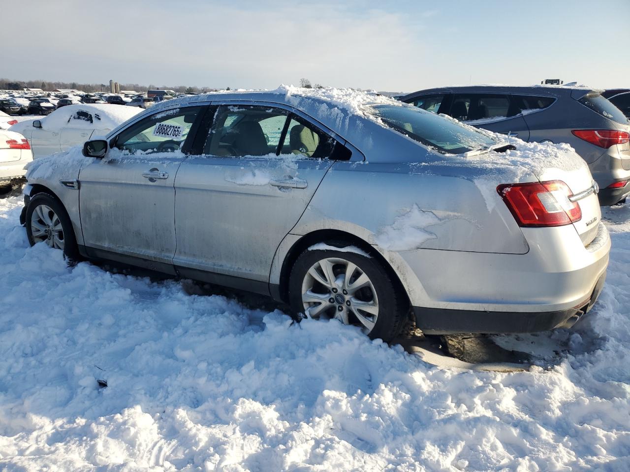 2011 Ford Taurus - Image 2