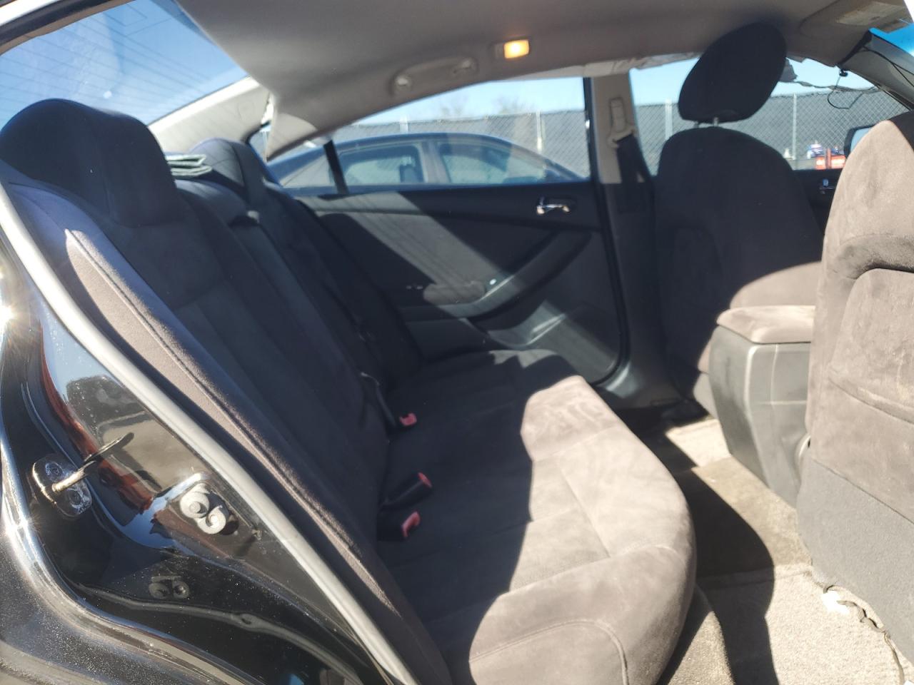 2010 Nissan Altima - Image 10