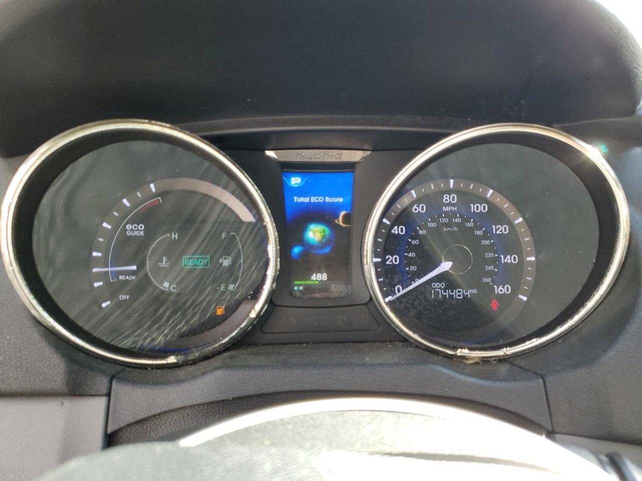 2012 Hyundai Sonata - Image 9