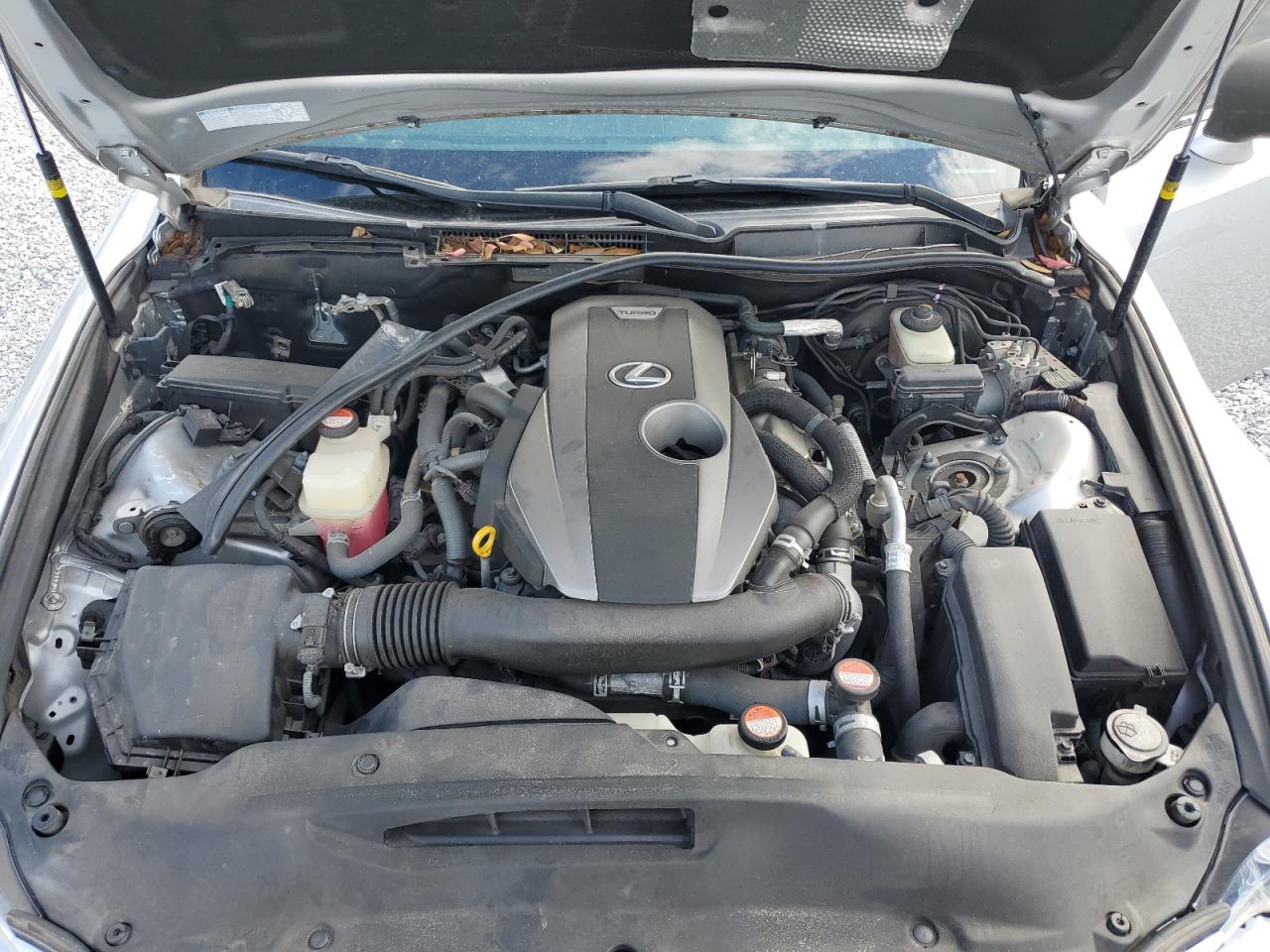 2016 Lexus IS - Image 11