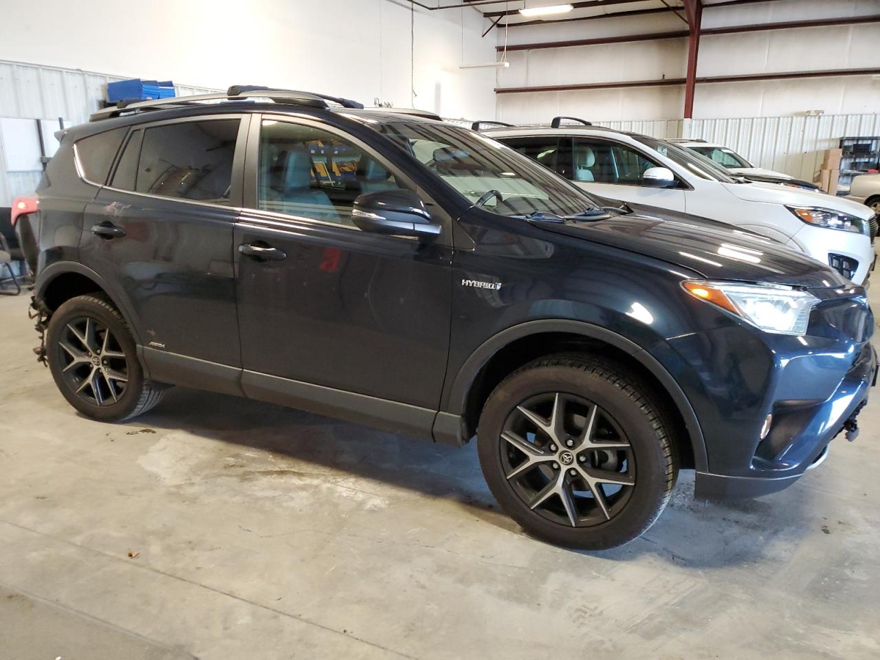 VIN JTMJJREV4HD112413 2017 TOYOTA RAV4 no.4