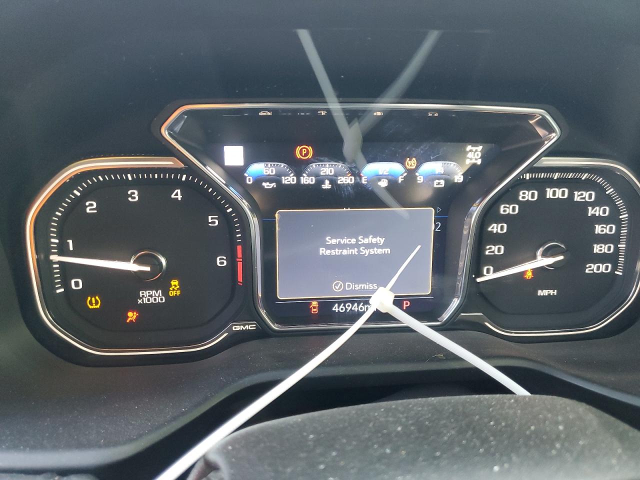 2021 GMC Yukon - Image 9