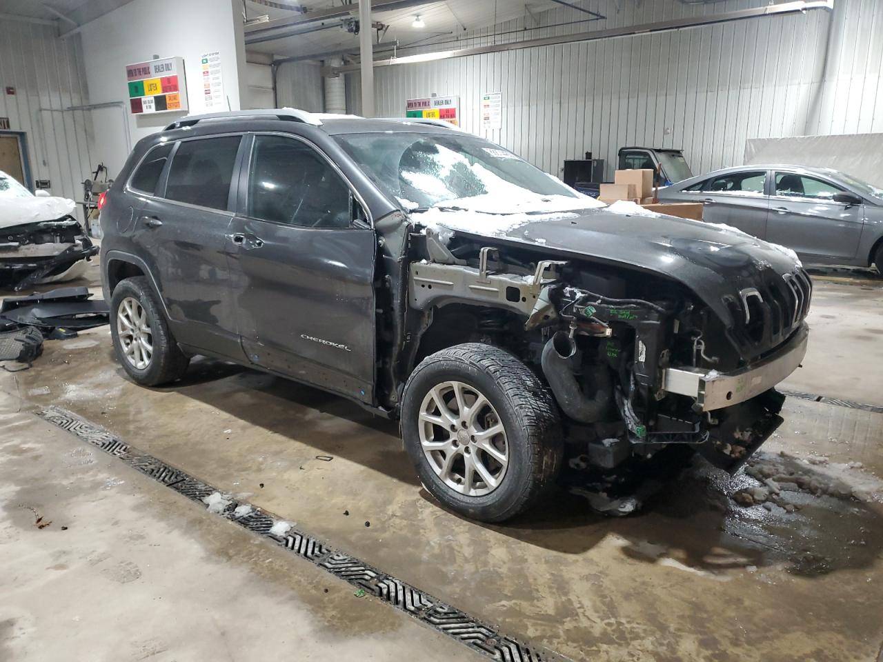 2016 Jeep Grand Cherokee - Image 4