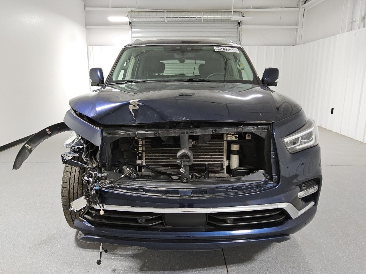 2021 Infiniti QX80 - Image 5