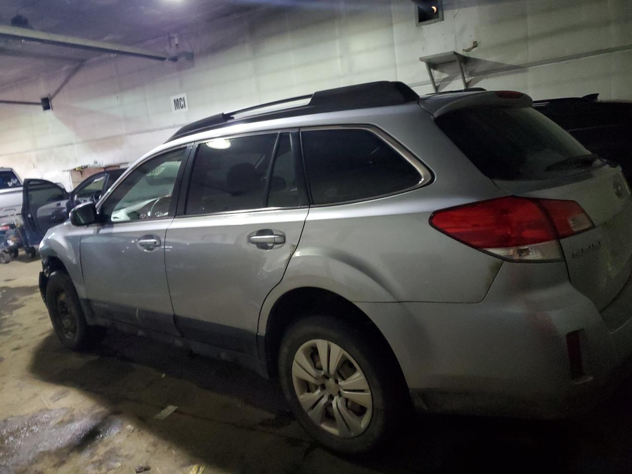 2013 Subaru Outback - Image 2