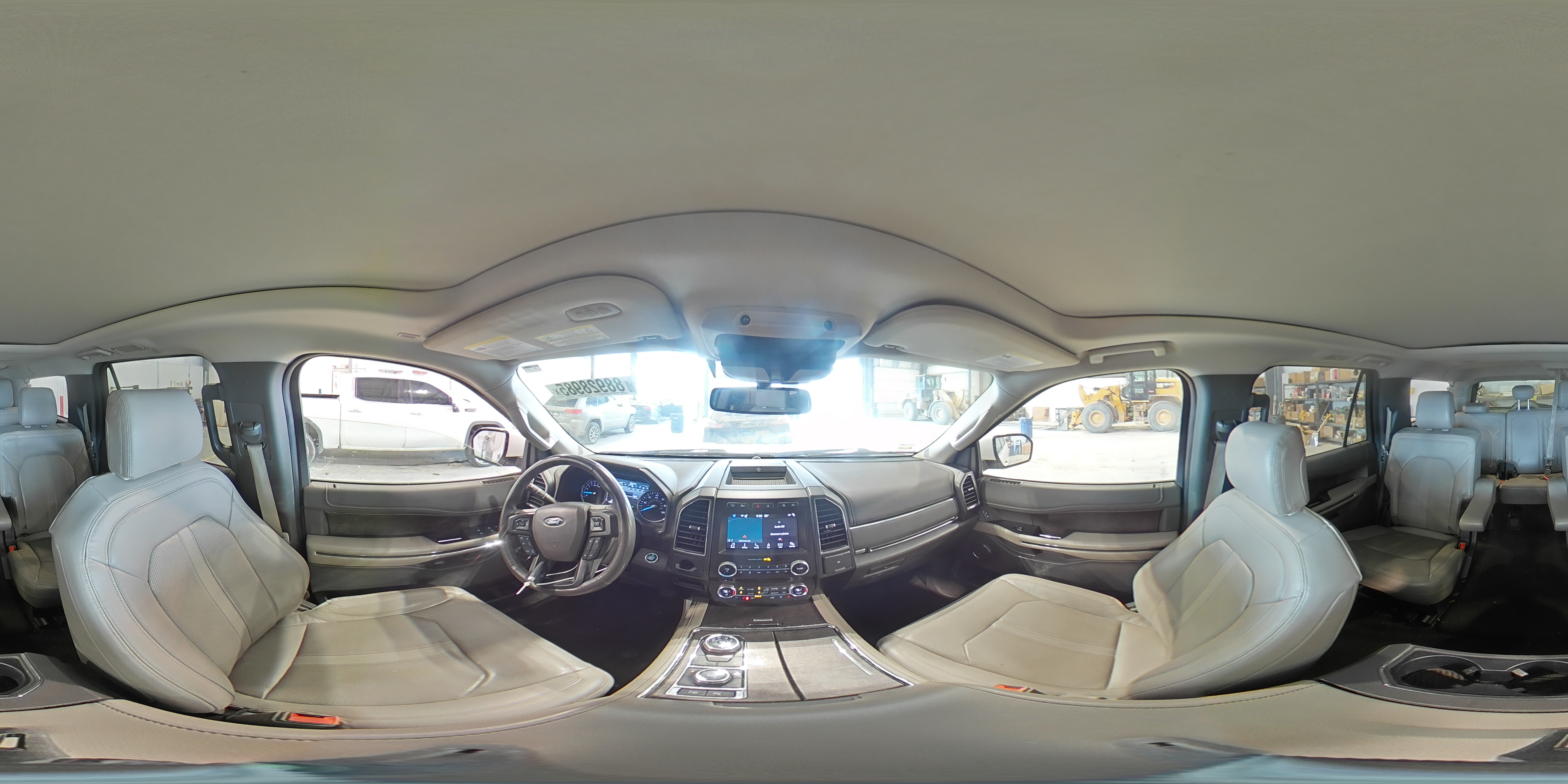 2018 Ford Expedition - Image 13