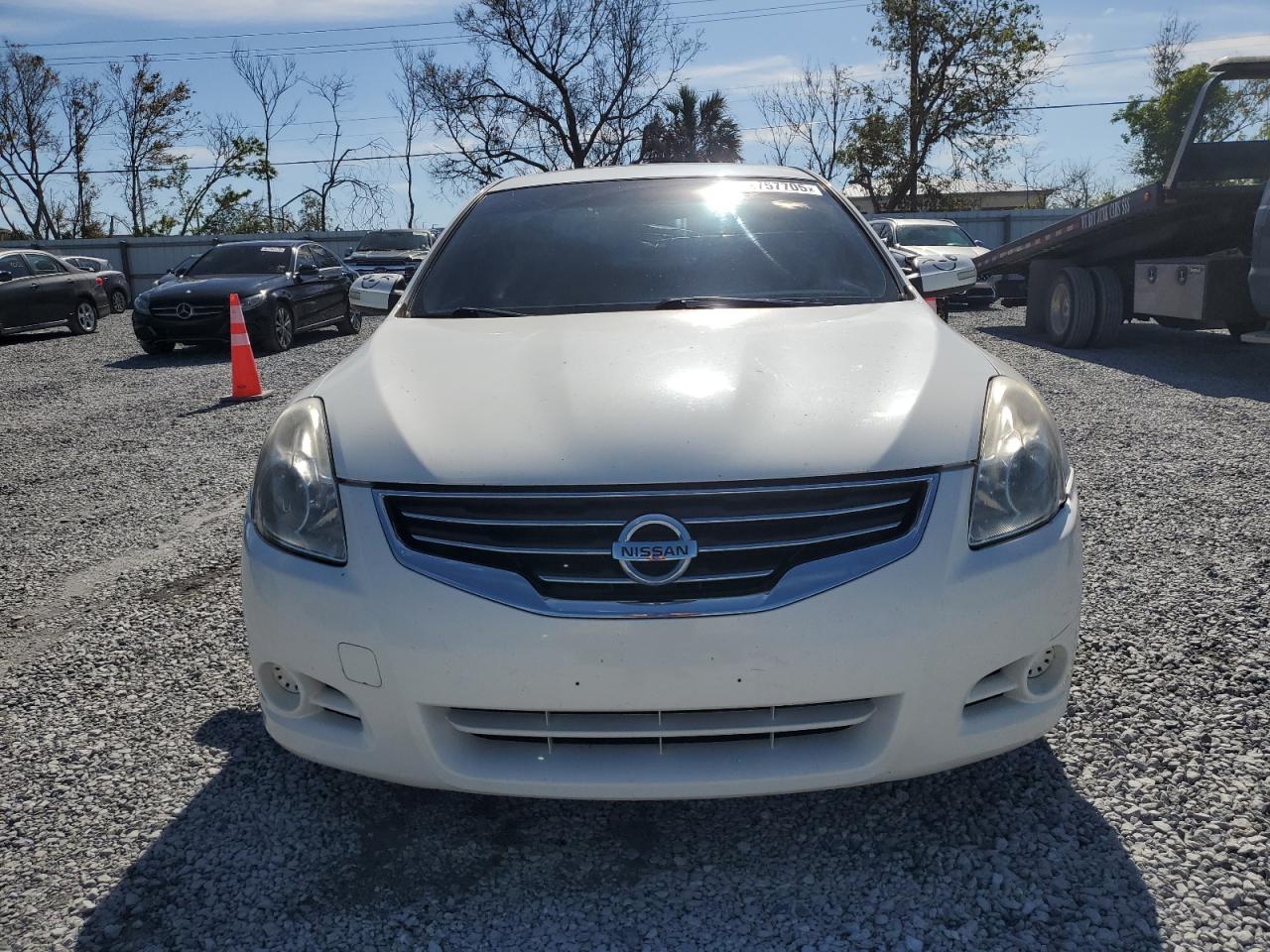 2011 Nissan Altima - Image 5