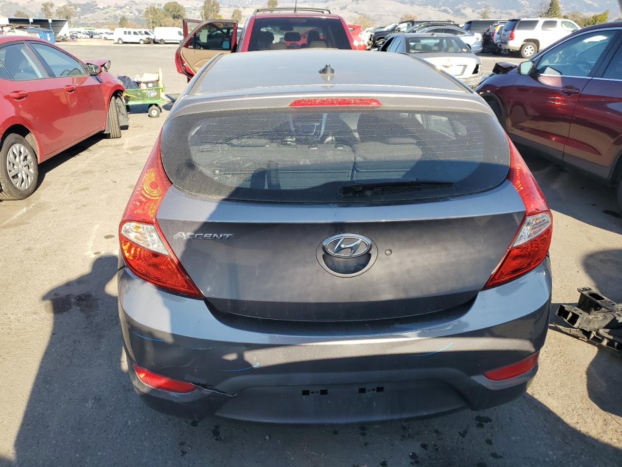 2014 Hyundai Accent - Image 6