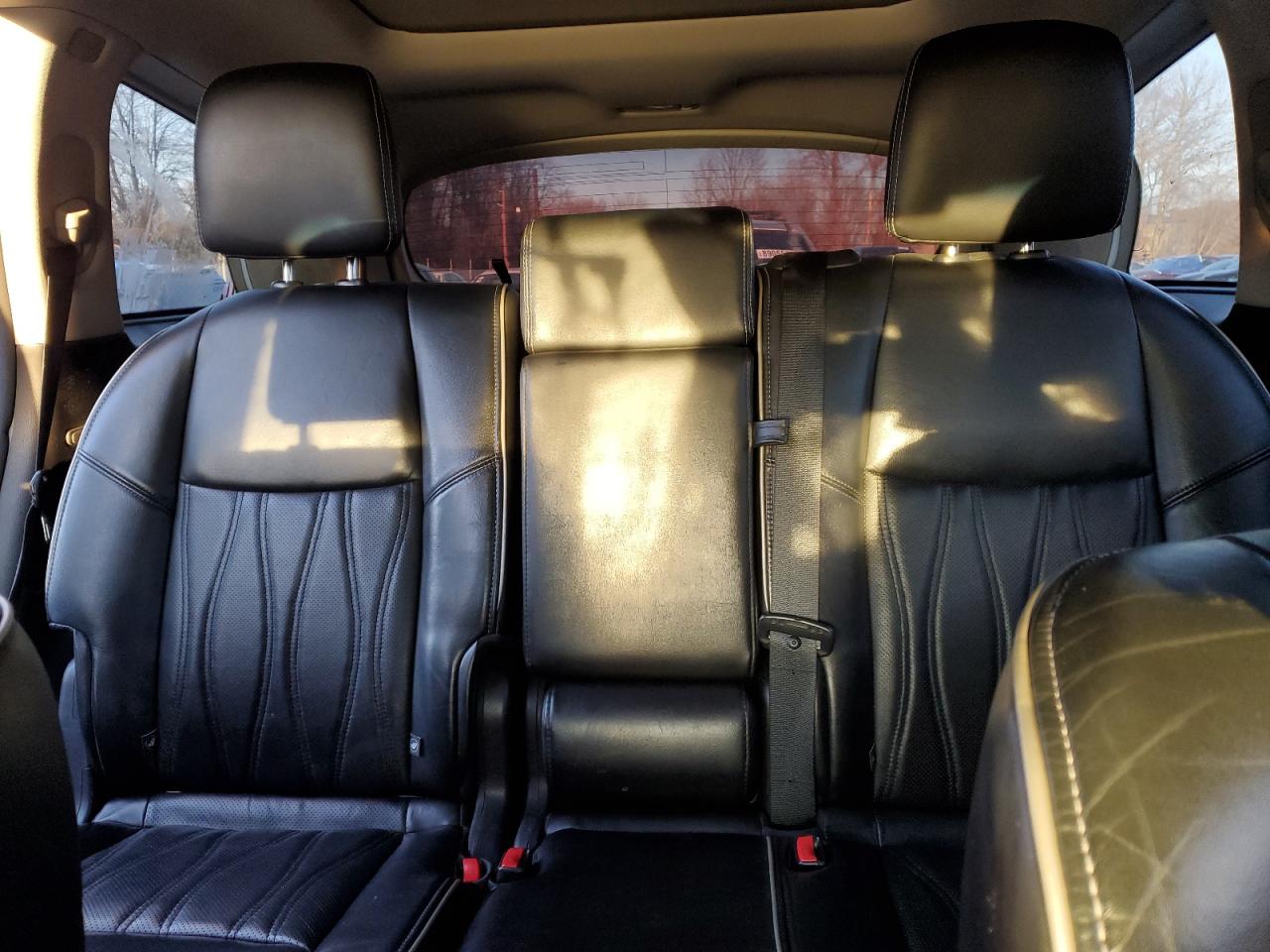 2016 Infiniti QX60 - Image 10