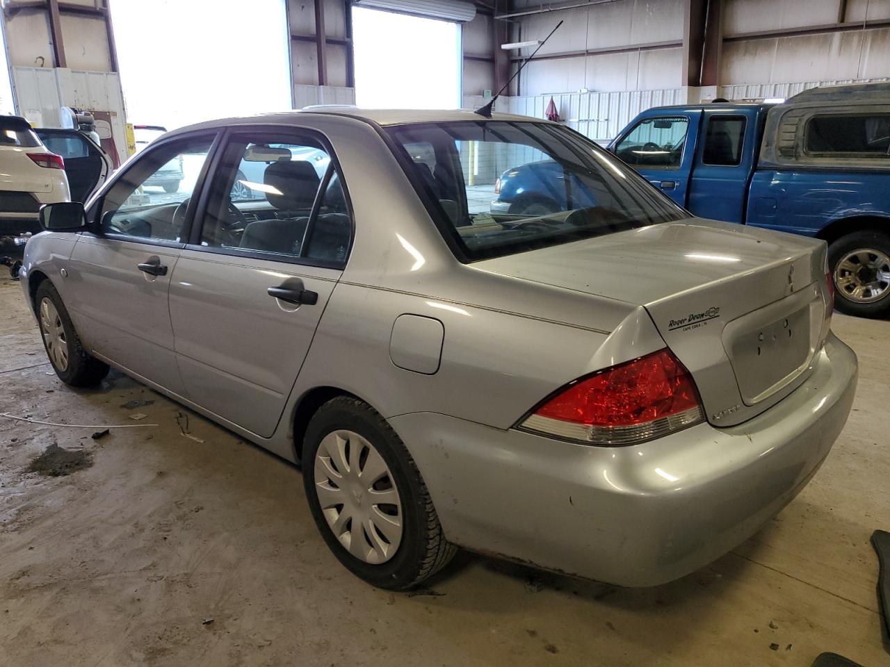 2006 Mitsubishi Lancer - Image 2