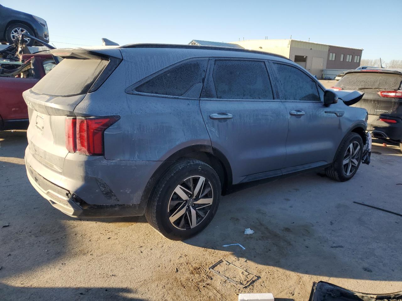 2023 Kia Sorento - Image 3