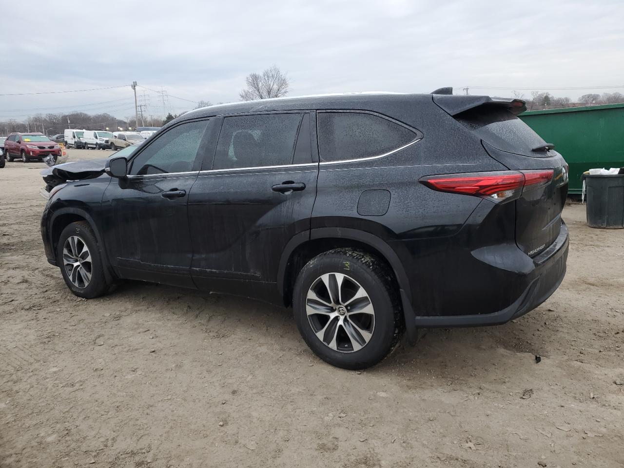 2020 Toyota Highlander - Image 2