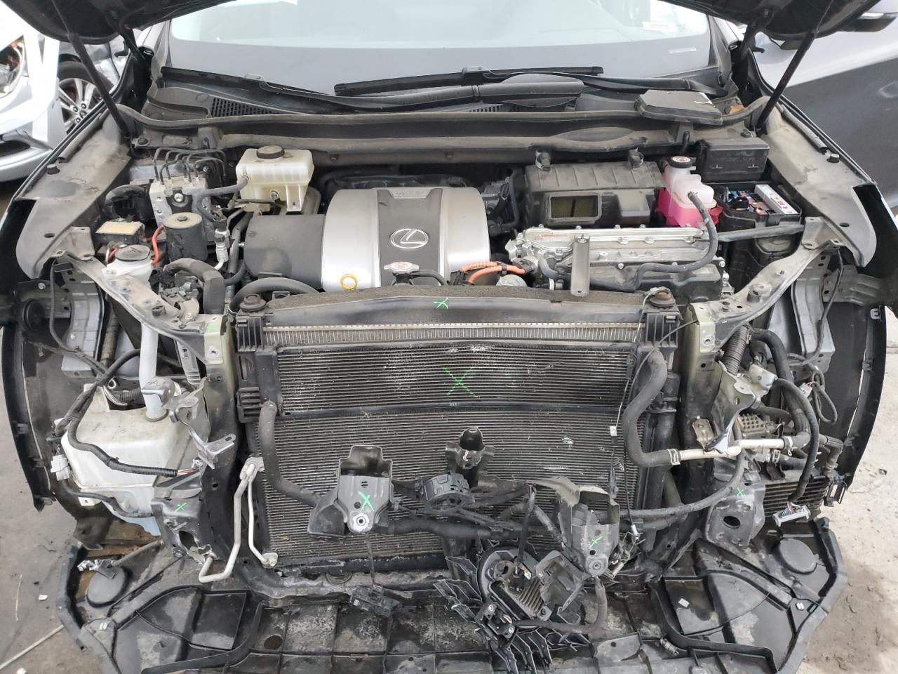 2022 Lexus RX - Image 12