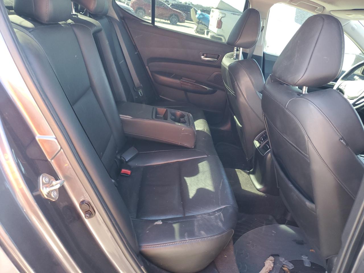 2017 Acura TLX - Image 10
