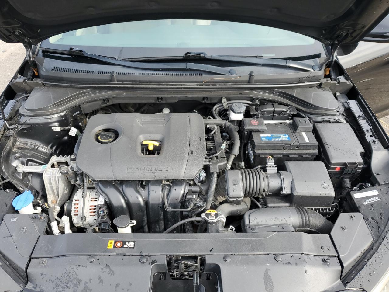 2020 Hyundai Elantra - Image 11