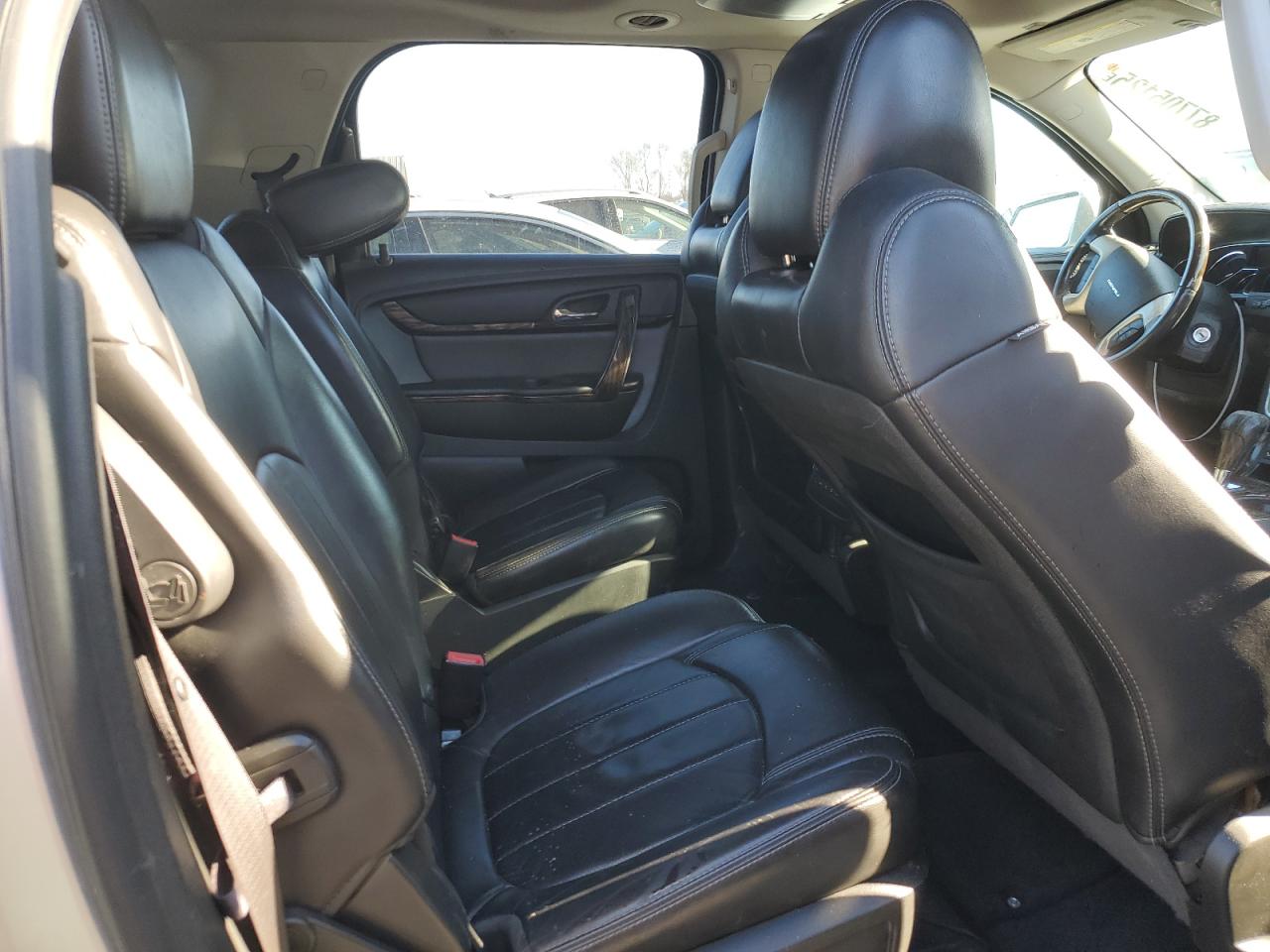 2013 GMC Acadia - Image 11