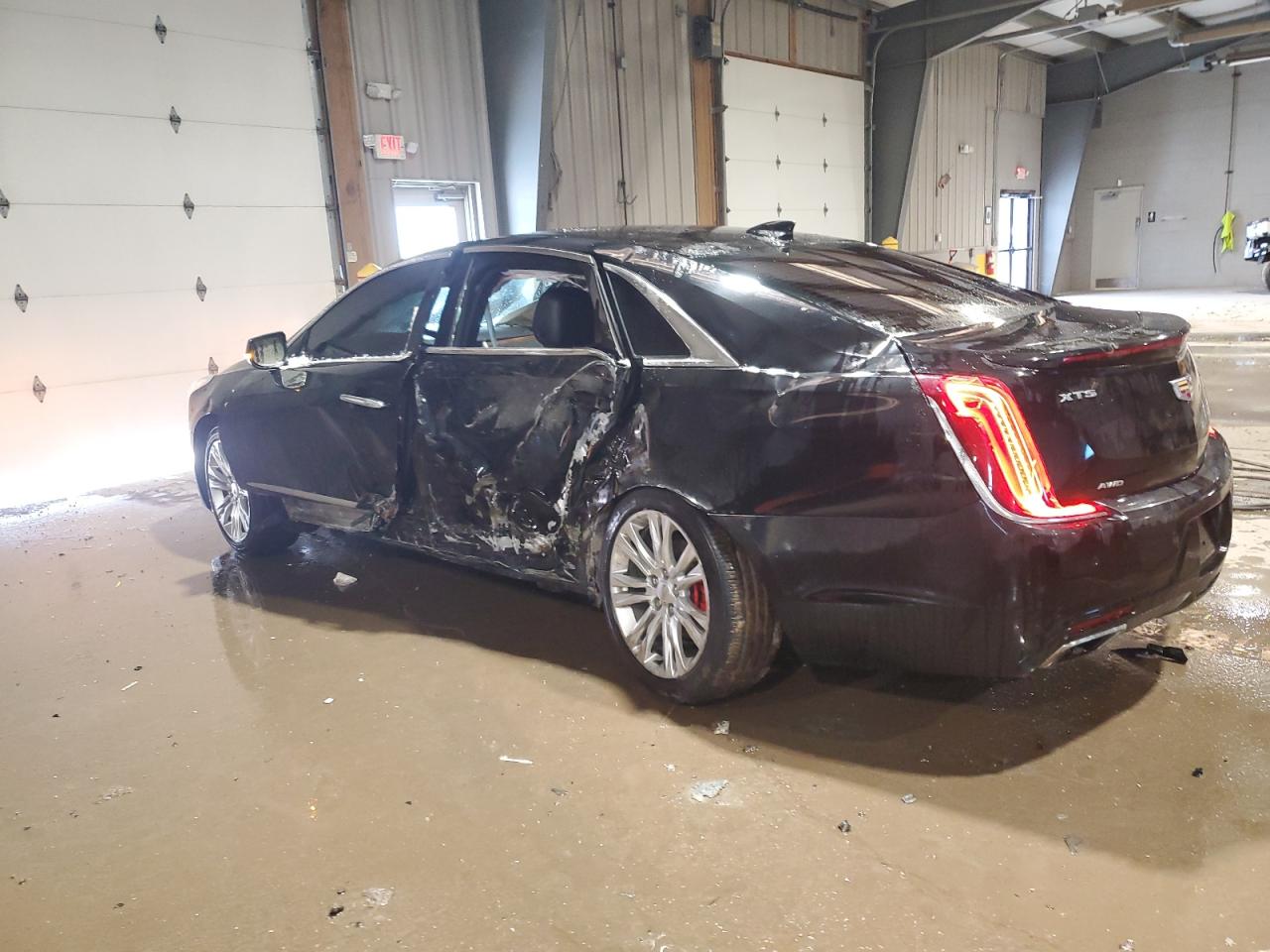 2018 Cadillac XTS - Image 2