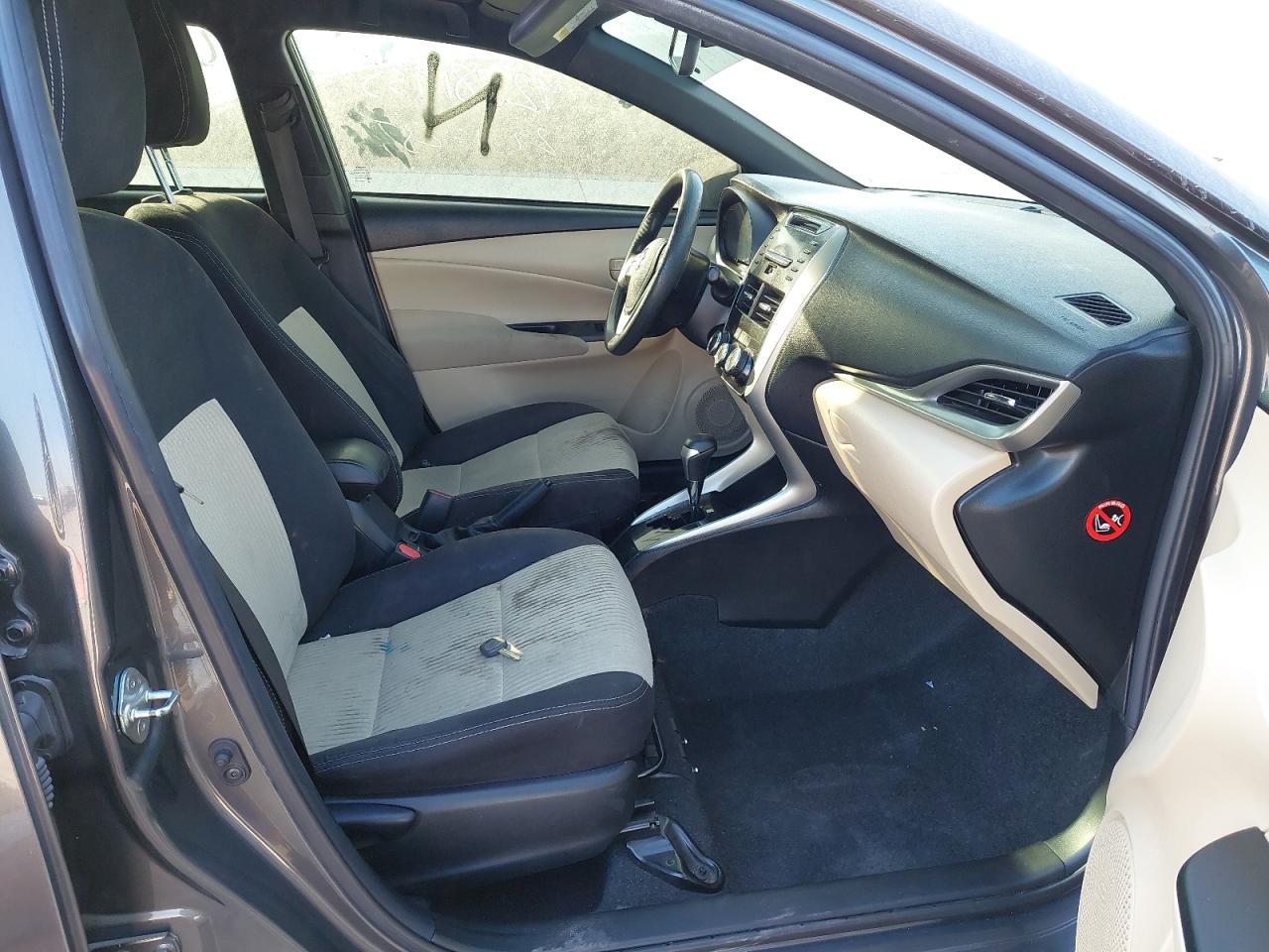 MR2K19F39J1042036 - 2018 TOYOTA YARIS - #42881435