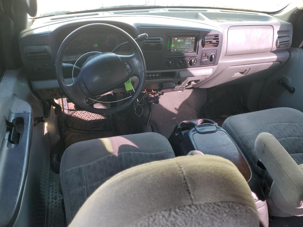2006 Ford F250 - Image 8