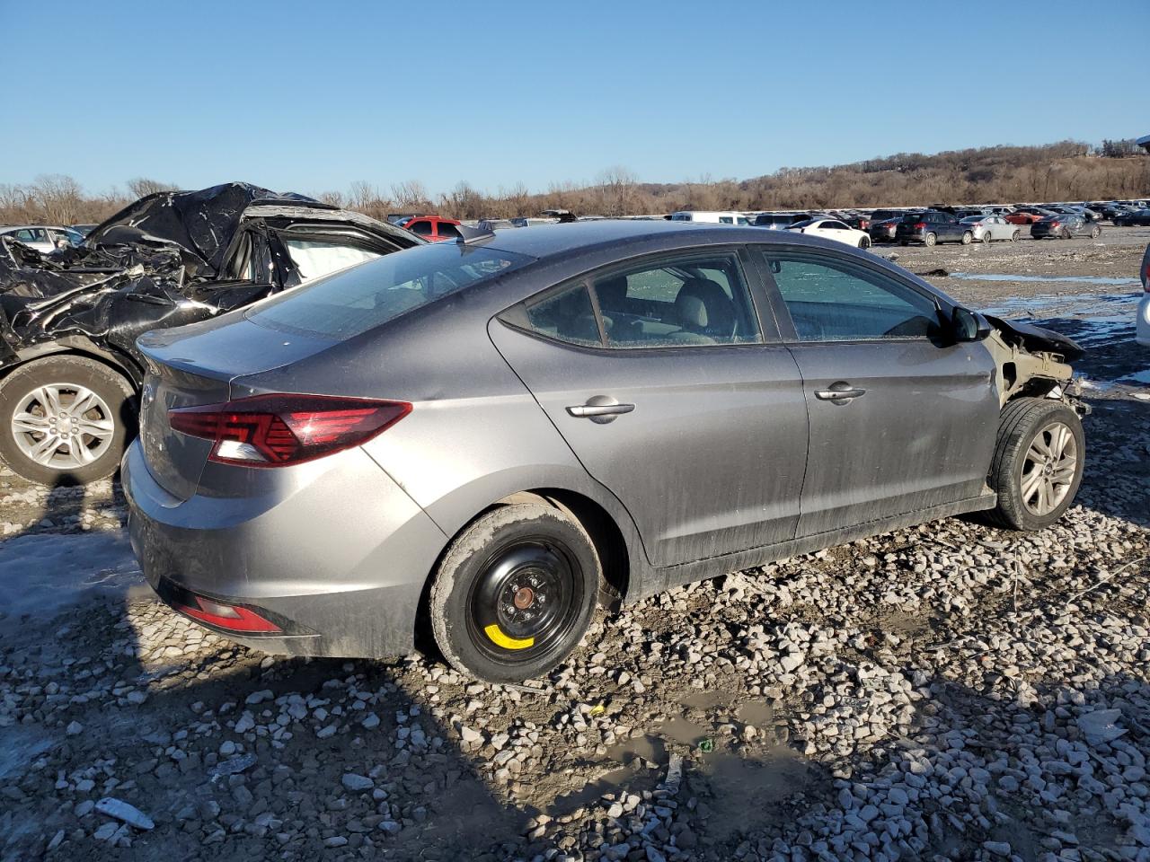 2020 Hyundai Elantra - Image 3