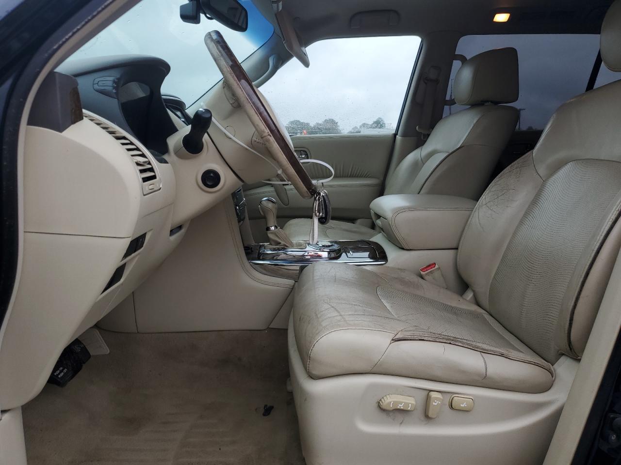 2015 Infiniti QX80 - Image 7