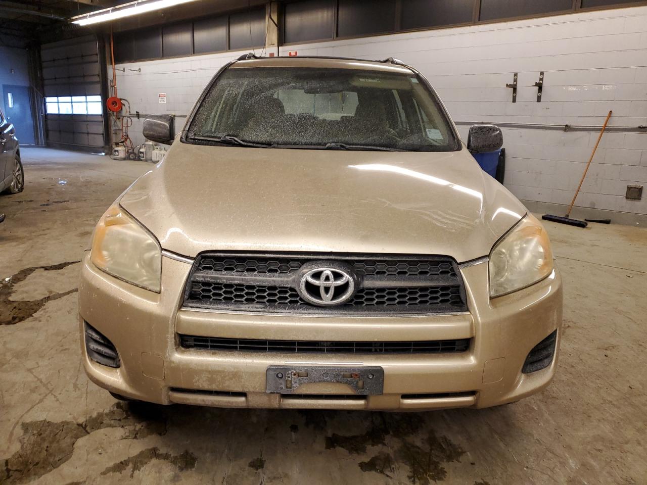 2009 Toyota RAV 4 - Image 5