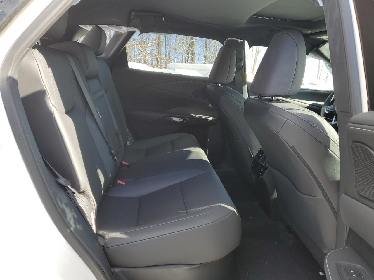 2024 Lexus RX - Image 12