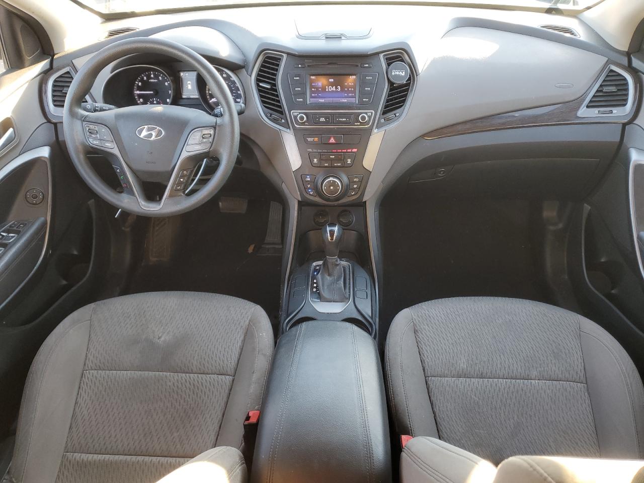 2018 Hyundai Santa Fe - Image 8
