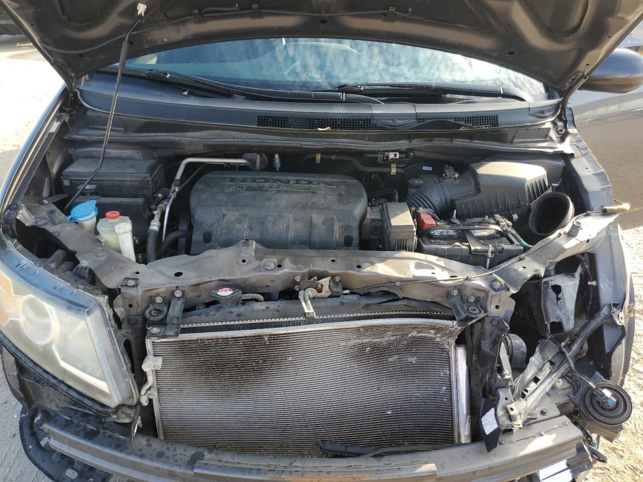 2016 Honda Odyssey - Image 12