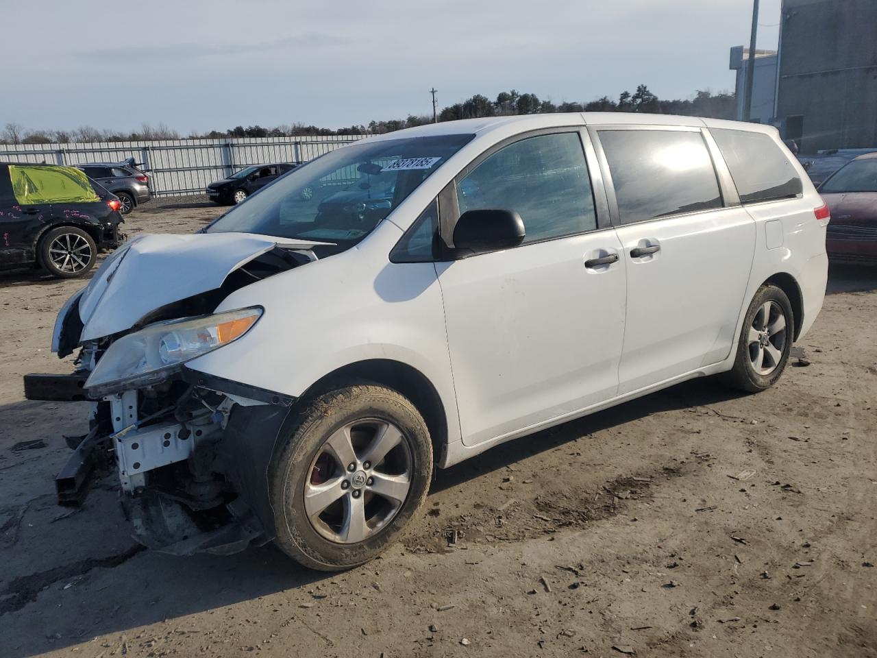 2011 Toyota Sienna - Image 1