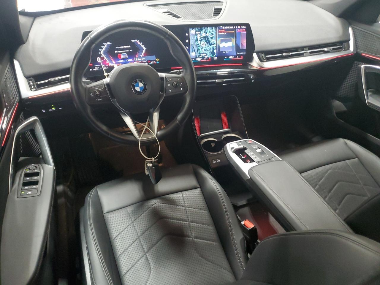 2023 BMW X1 - Image 8