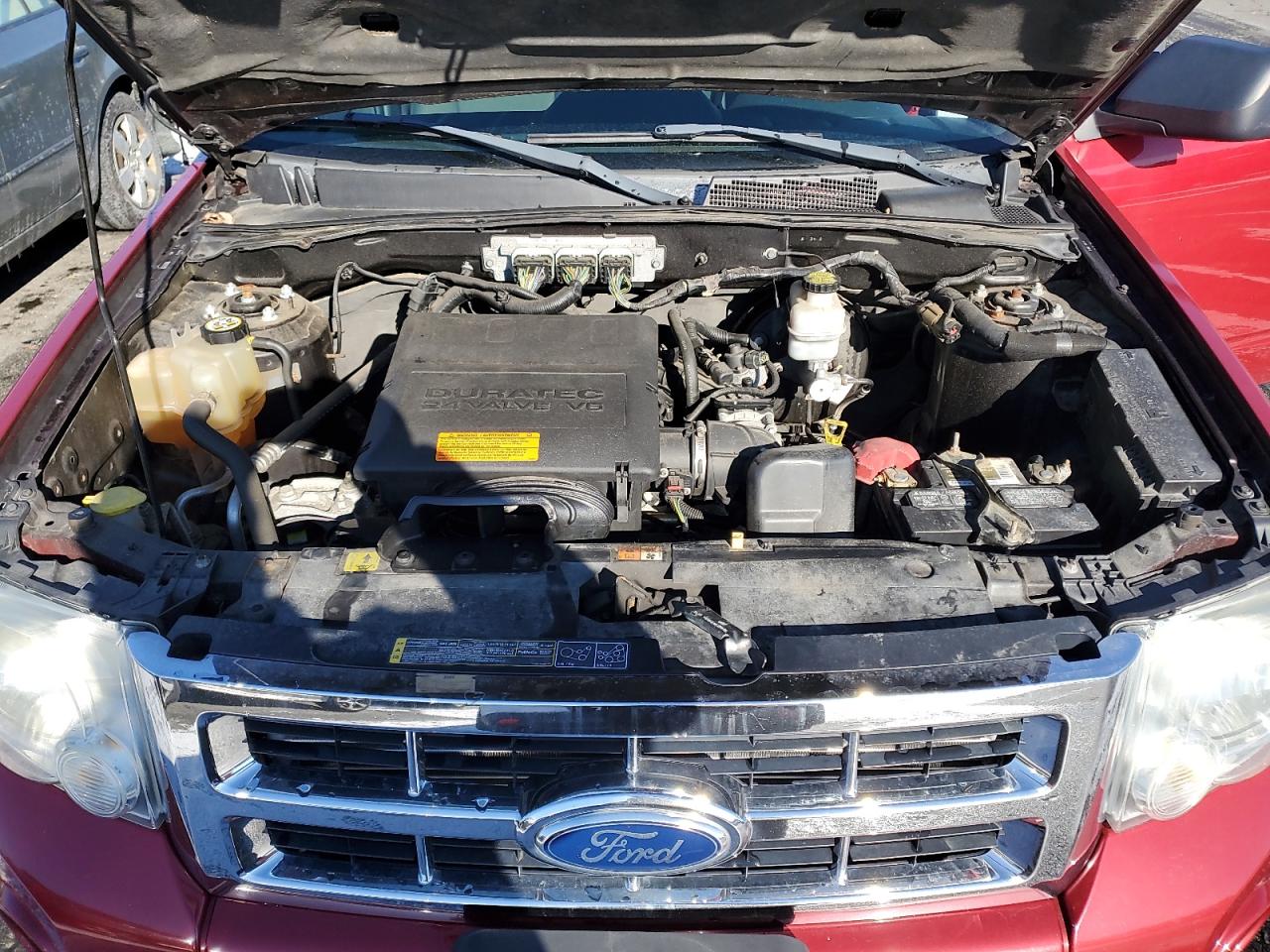 2011 Ford Escape - Image 12