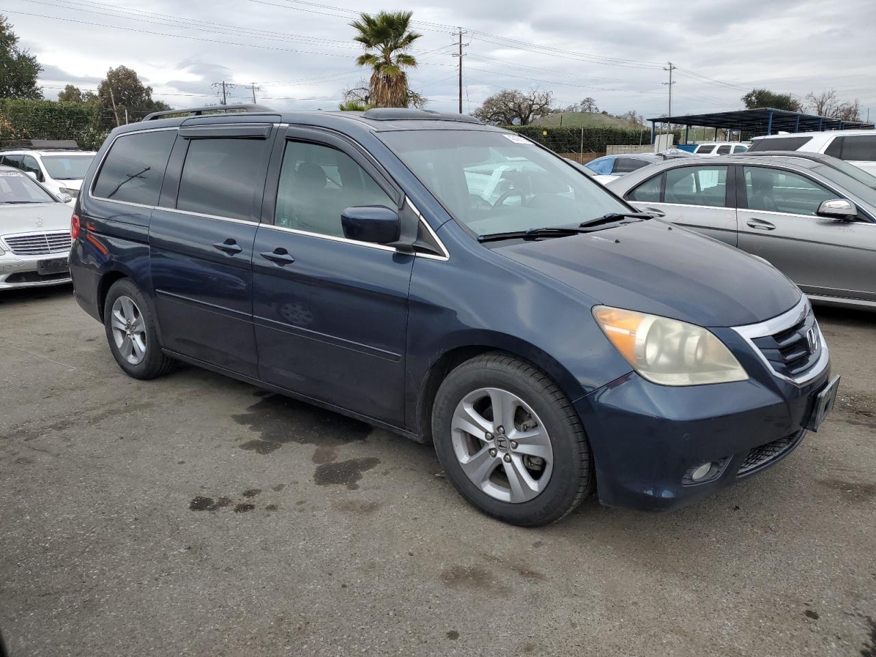 2010 Honda Odyssey - Image 4