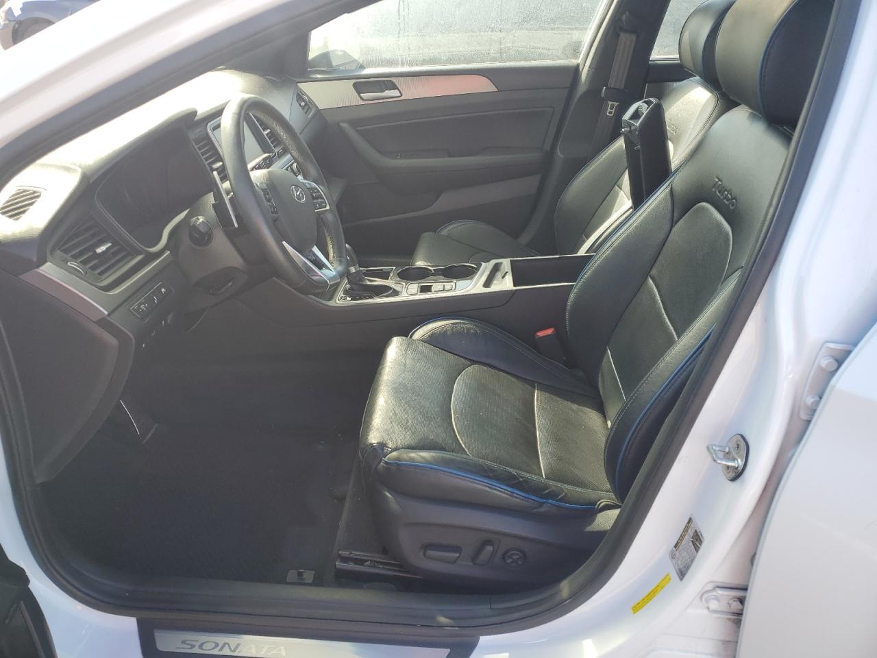 2018 Hyundai Sonata - Image 7