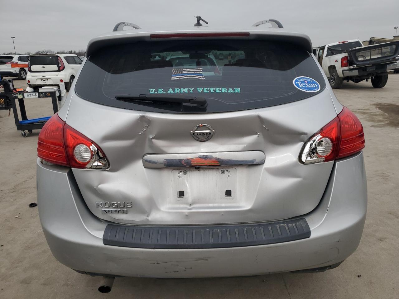 2014 Nissan Rogue - Image 6
