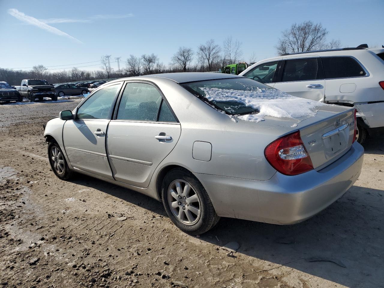 2004 Toyota Camry - Image 2