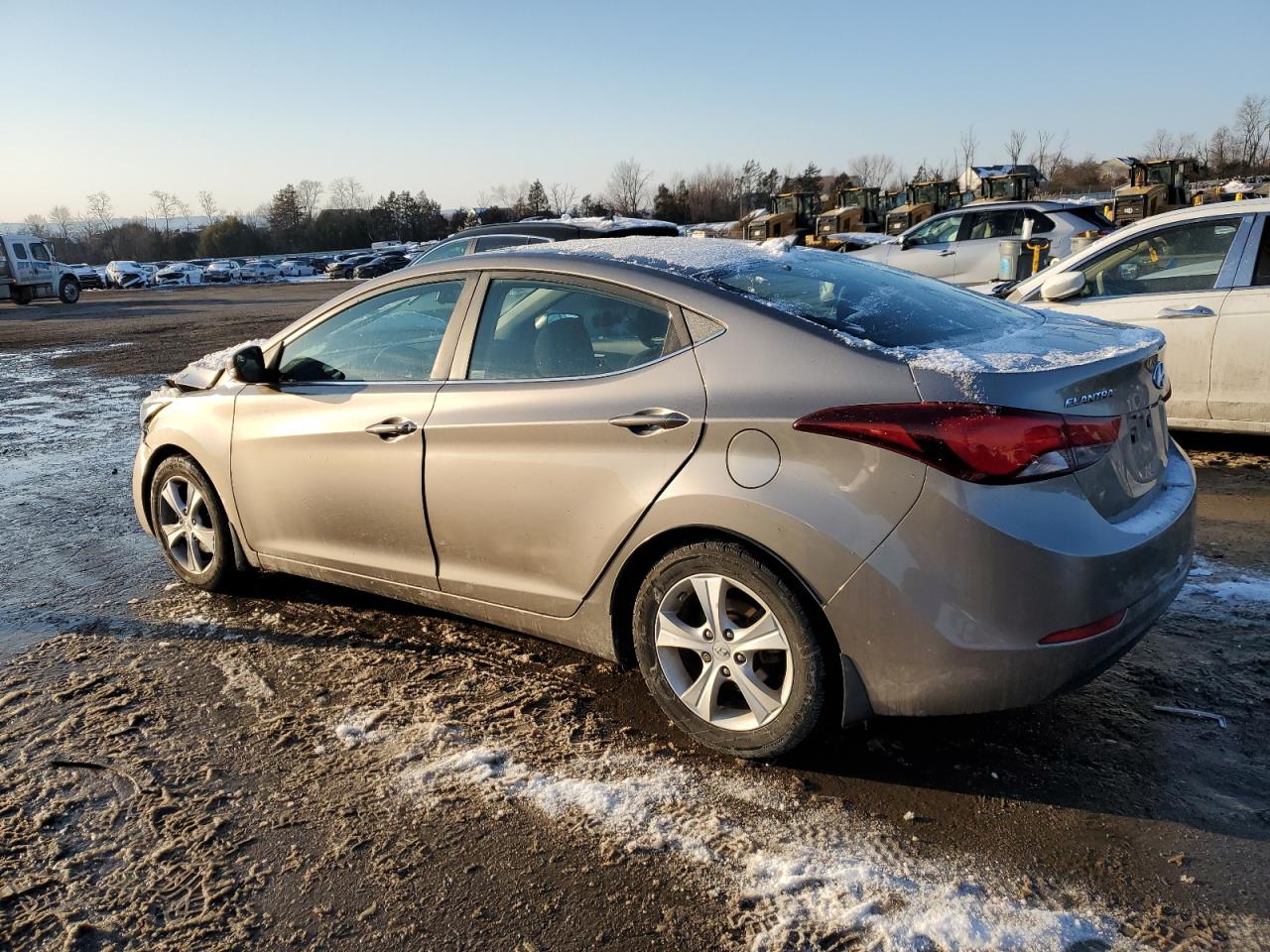 2016 Hyundai Elantra - Image 2
