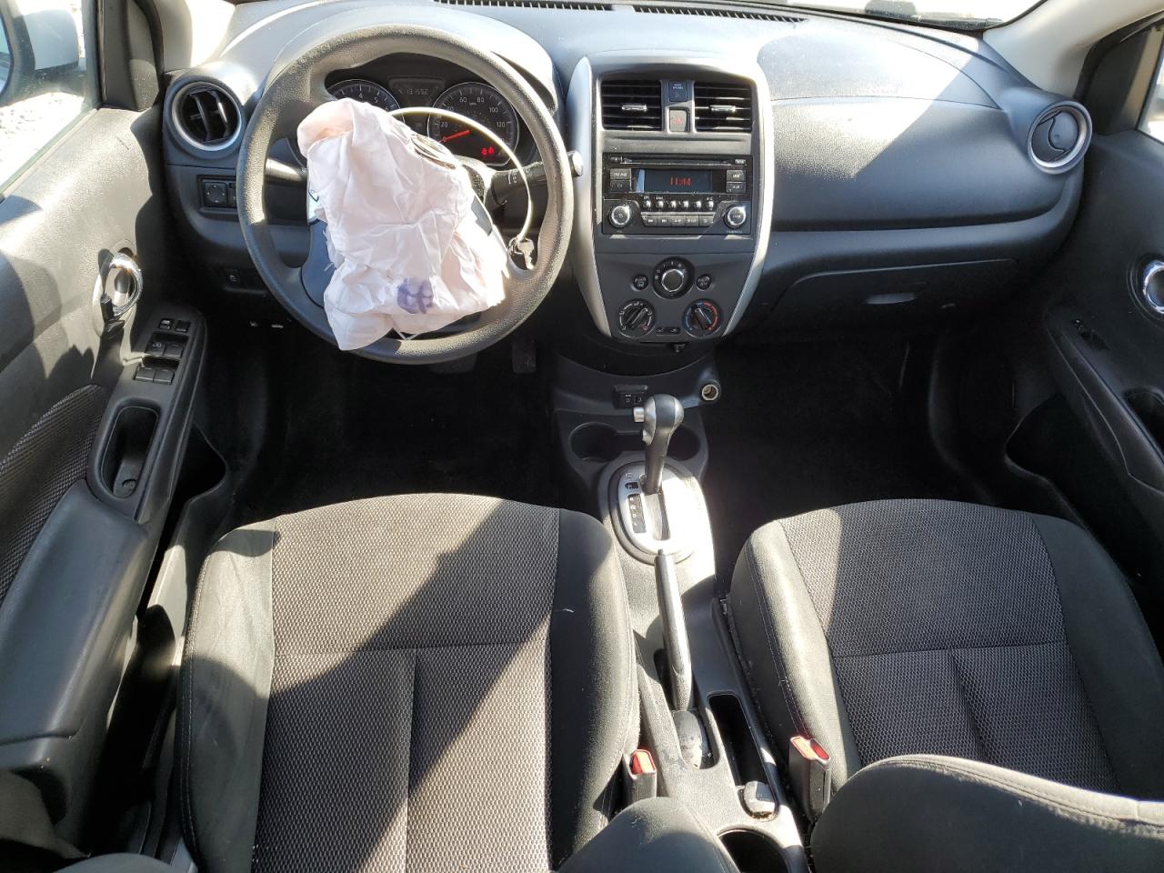 2018 Nissan Versa - Image 8