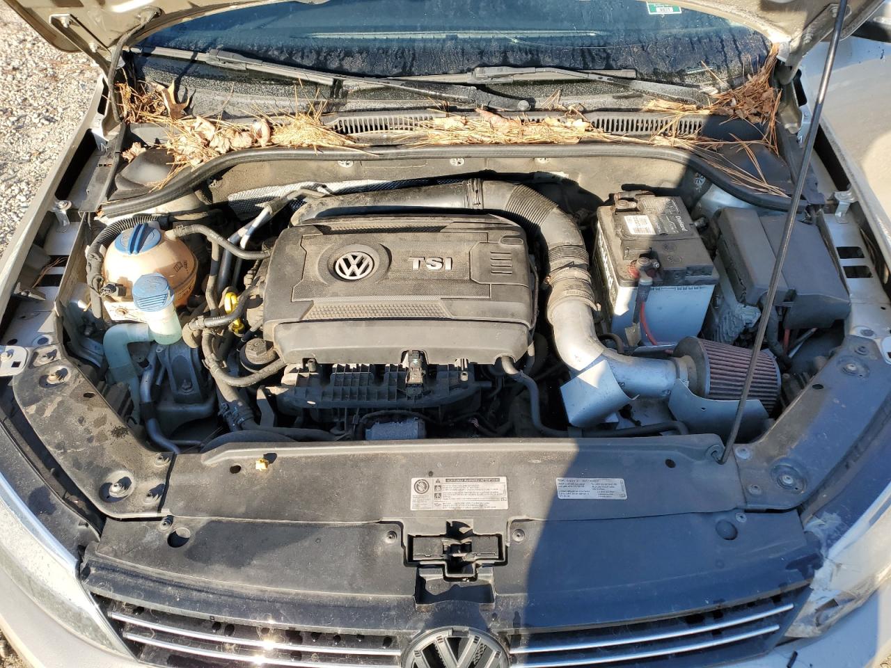 2014 Volkswagen Jetta - Image 11