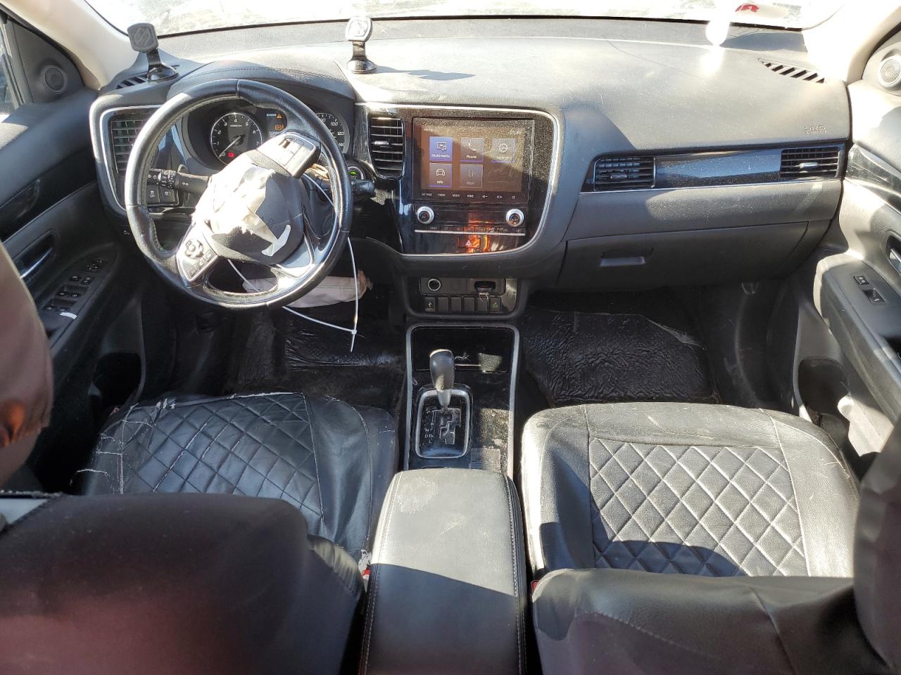 2020 Mitsubishi Outlander - Image 8