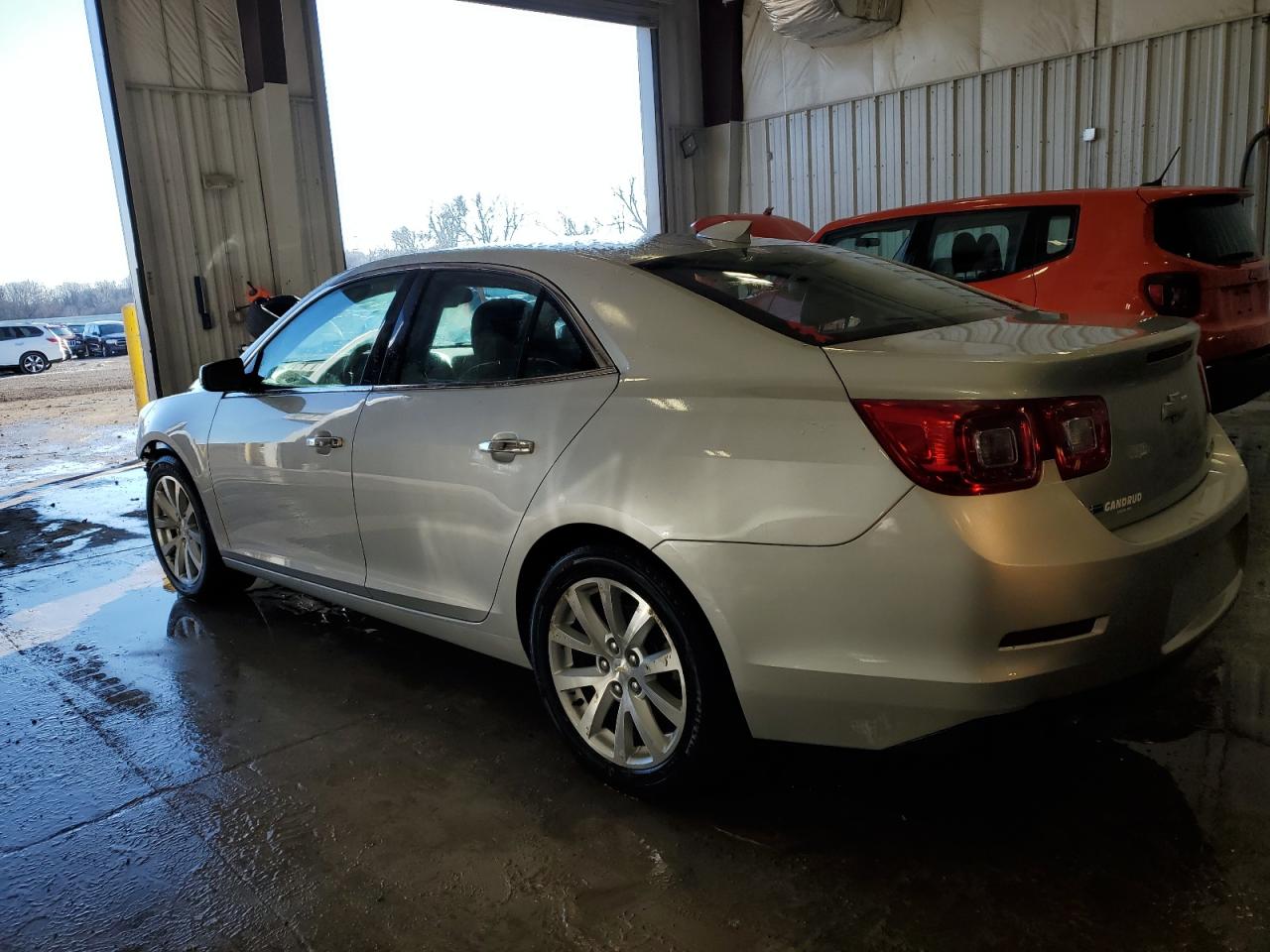 1G11E5SA5GF135080 CHEVROLET MALIBU 2016
