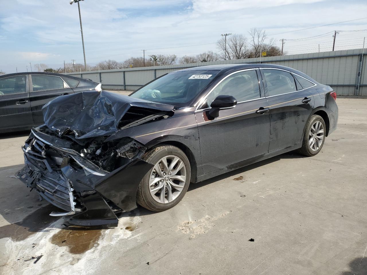 2021 Toyota Avalon - Image 1